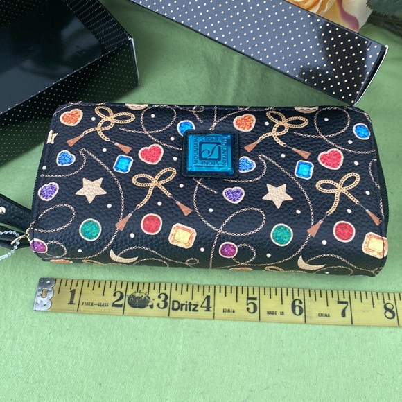 Leather wallet - Picture 8 of 16